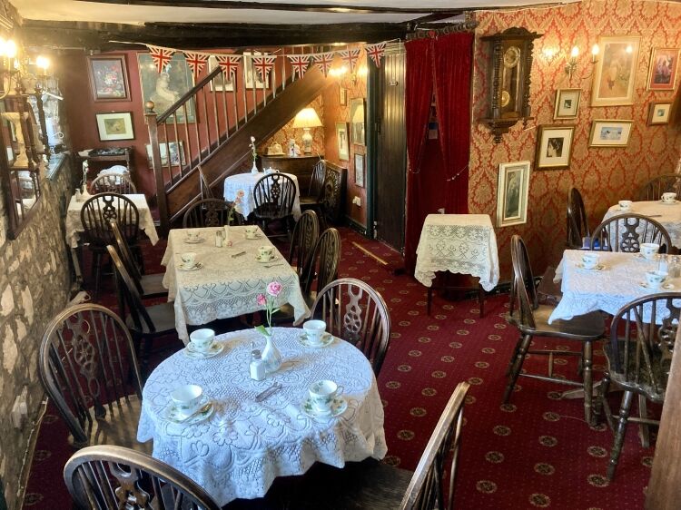 FAMOUS LICENSED DAYTIME TEA ROOM