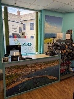 Established Coastal Clothing, Footwear & Accessories Retail Business Photo 5