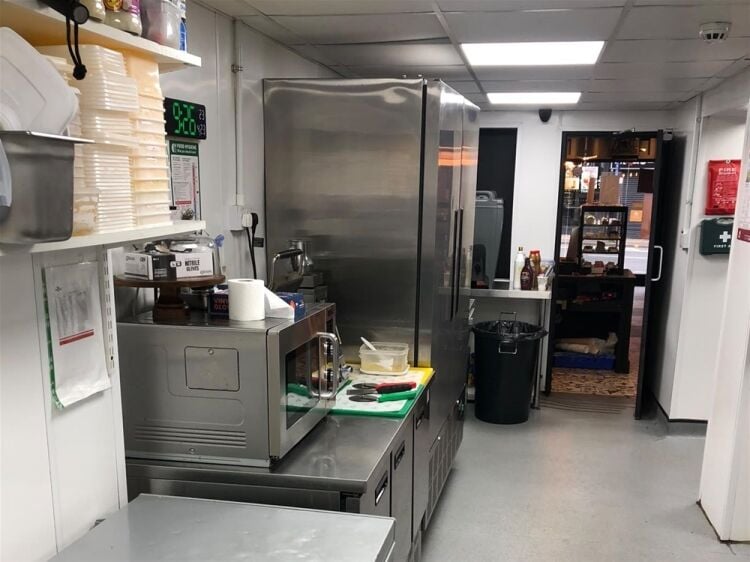 Hot Food Take Away For Sale in Sheffield Photo 5