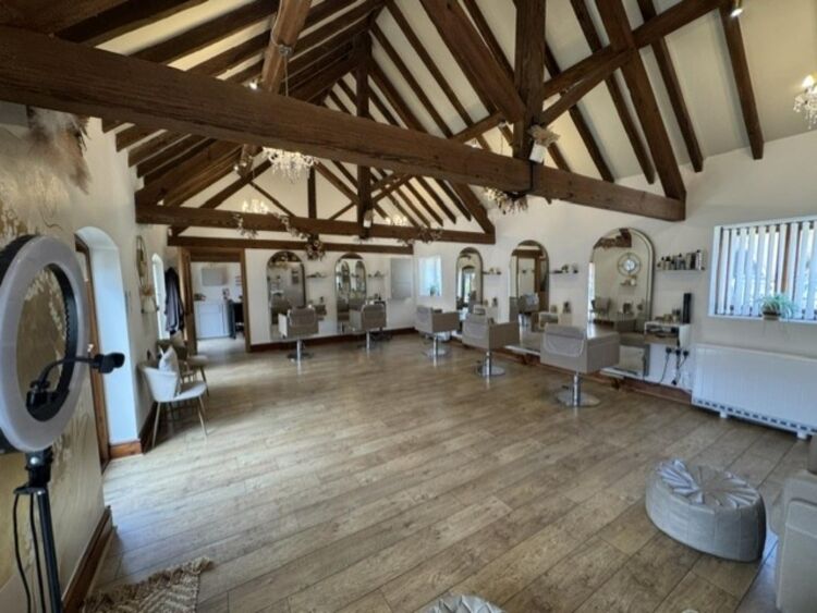 Leasehold Hair & Beauty Salon Located In Hurley, Atherstone