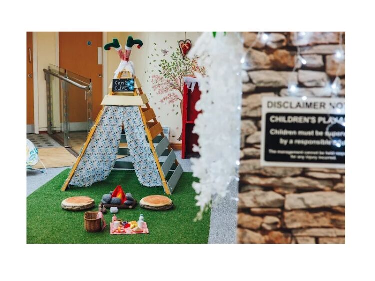 A Wonderland of Tea & Play – Charming Tea Room & Toy Emporium