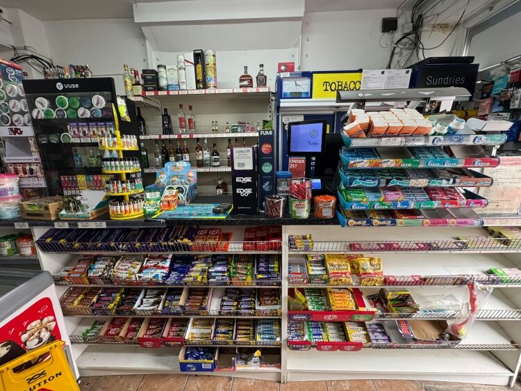 Long Established Town Centre Off Licence - Leasehold Business