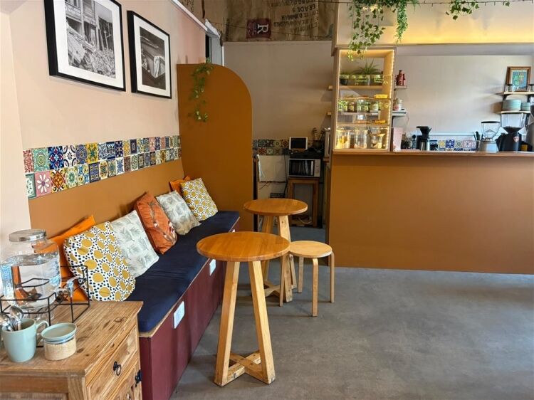 Cafe & Sandwich Bars For Sale in Sheffield