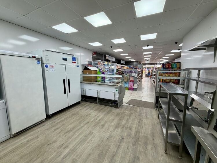 Takeaway Unit Photo 5