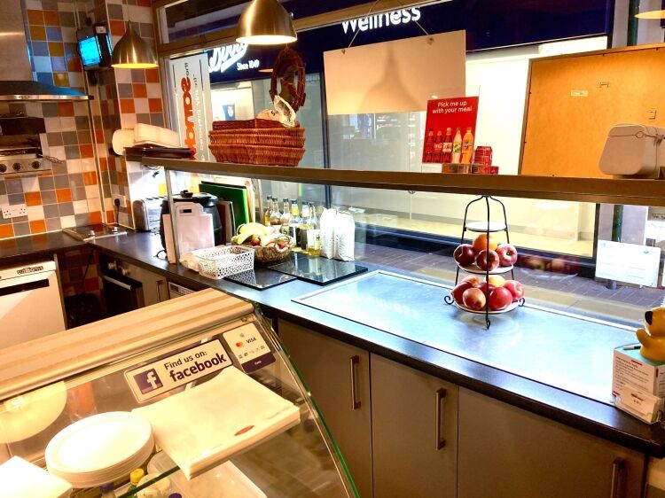 SANDWICH BAR/FOOD TO GO Photo 5