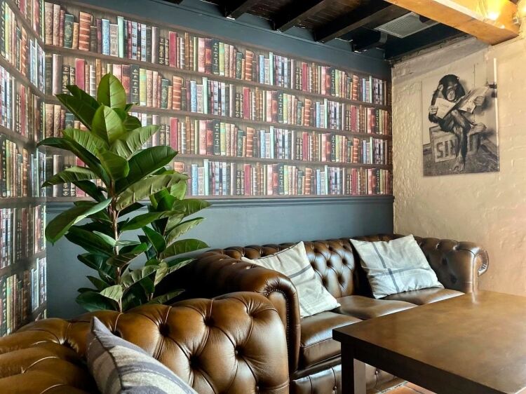 LICENSED COFFEE SHOP/CAFÉ/BRASSERIE Photo 5