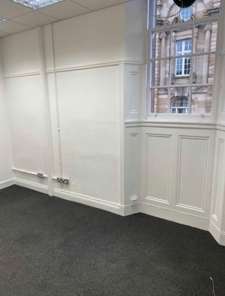 Office, Beauty, Space for Rent Photo 5