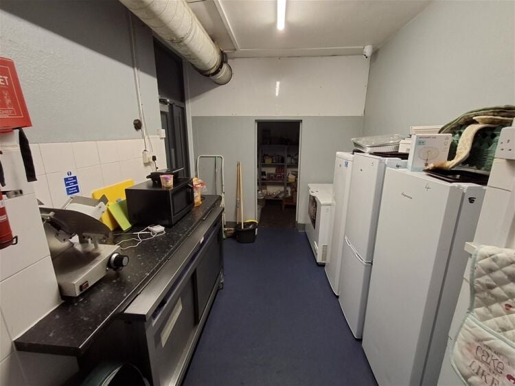Cafe & Sandwich Bars For Sale in Normanton Photo 5
