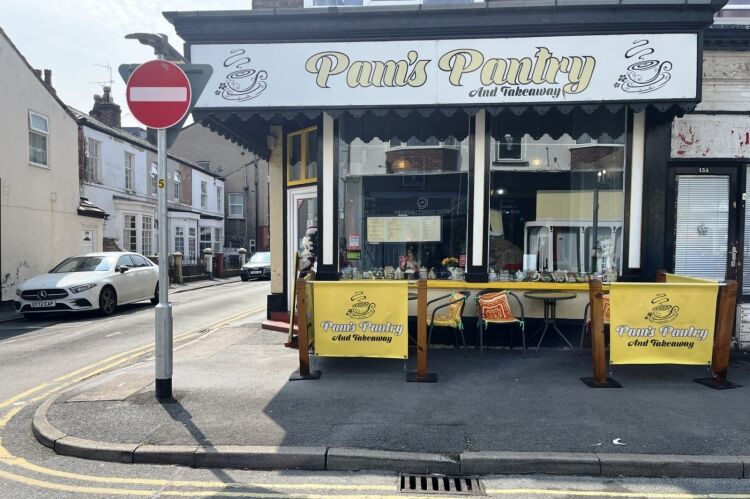 Established Cafe / Sandwich shop - Southport Photo 5