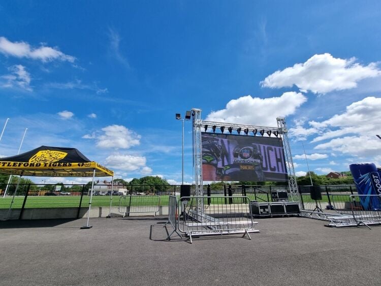 Mobile Outdoor Cinema Hire Photo 5