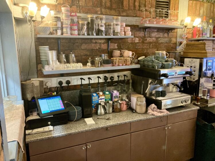 LICENSED DAYTIME CAFÉ/COFFEE SHOP