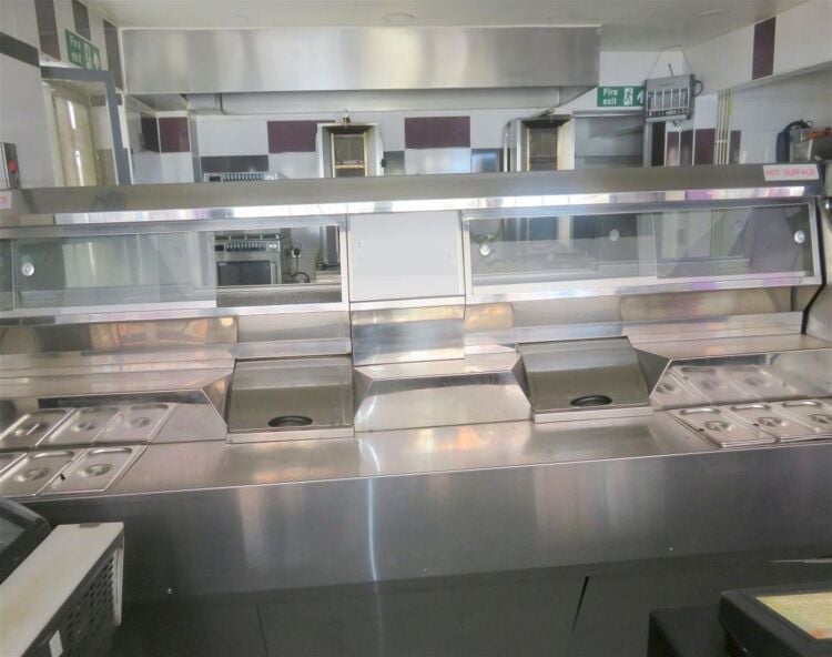 Closed freehold fish & chip shop, central Ashbourne Photo 5