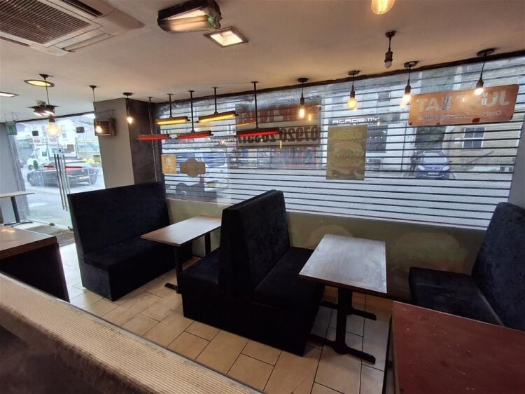 Vacant Unit For Sale in Huddersfield
