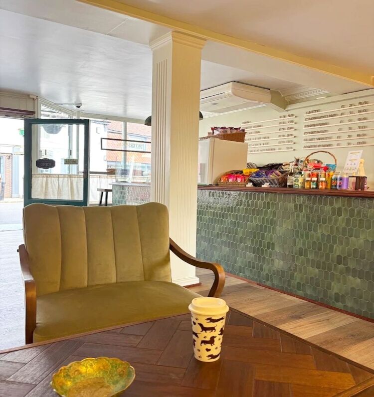 Exceptional characteristic bold corner Cafe & Deli with amazing future growth potential. Photo 5