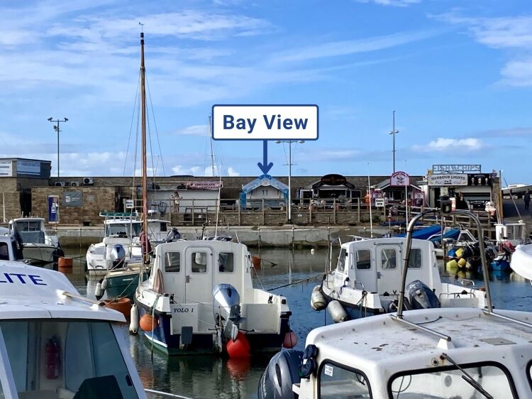 HARBOURSIDE FAST FOOD/FISH & CHIPS/ICE CREAM PARLOUR WITH SEATING, ALSO RETAILING SOME BEACH GOODS Photo 5