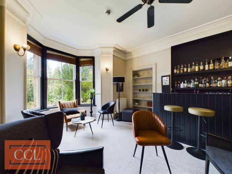 Beautifully refurbished 19th-century Victorian mansion Photo 5