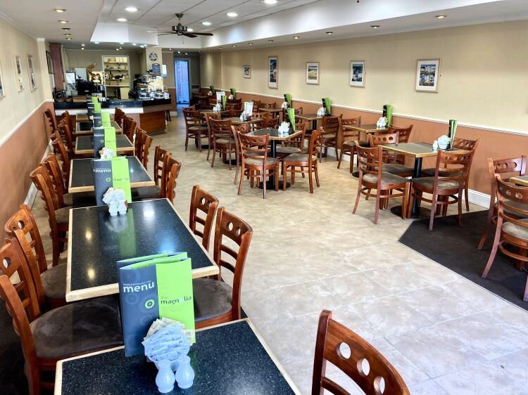 DAYTIME CAFE/COFFEE SHOP Photo 5