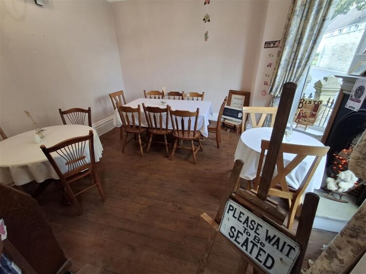 Cafe & Sandwich Bars For Sale in Mirfield