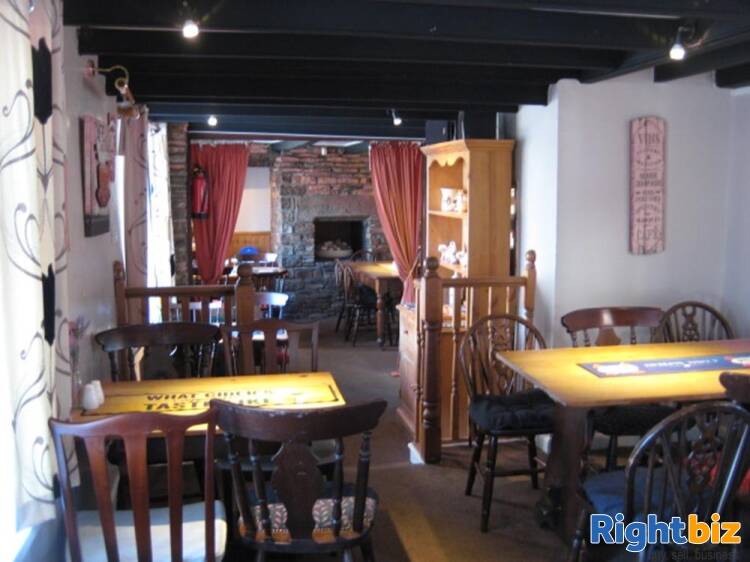 17th Century Inn/Restaurant With Letting Rooms Located In St Issey Photo 6
