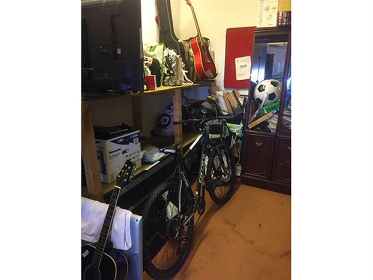 LONG ESTABLISHED BUYBACK BUSINESS- GWENT Photo 6