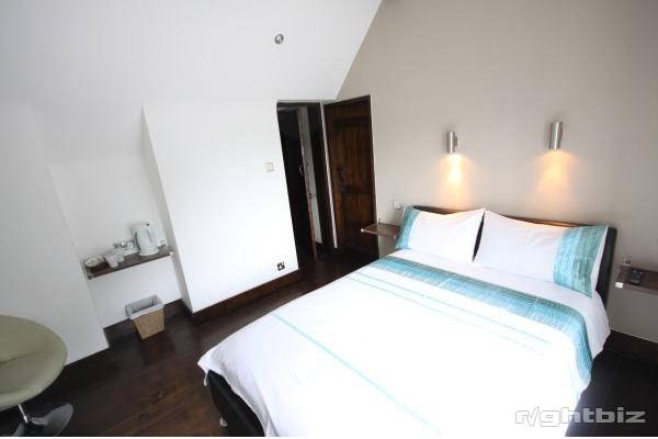 Attractively Priced Former Guest House, Near Bristol Airport Photo 6