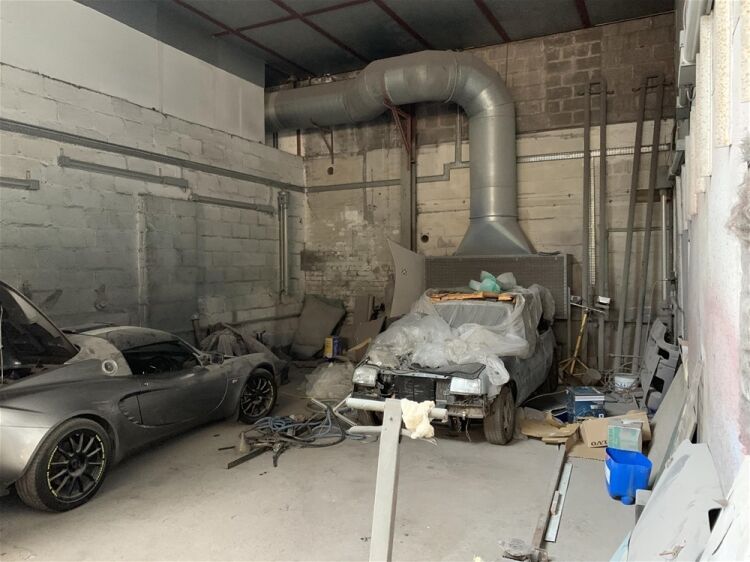 FREEHOLD COMMERCIAL VEHICLE ACCIDENT REPAIRS CENTRE IN WOLVERHAMPTON Photo 6