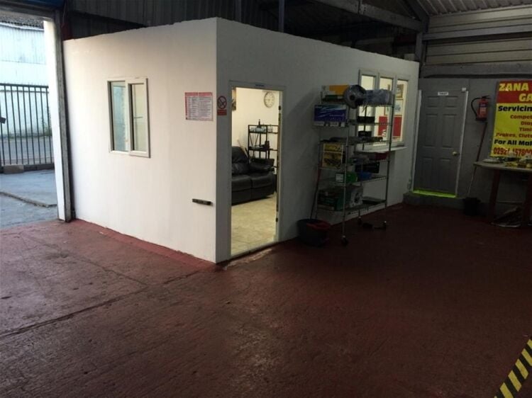 GENERAL AUTO REPAIRS CENTRE IN CARDIFF SUBURB