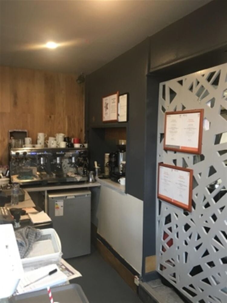 NEWLY REFURBISHED COFFEE SHOP & RESTAURANT IN WIGAN TOWN CENTRE Photo 6