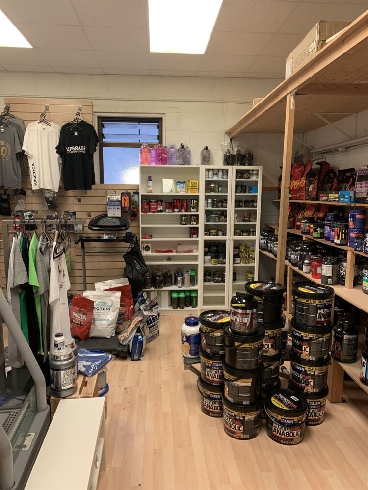 RETAIL & ONLINE HEALTH FOODS & SPORTS NUTRITION SUPERSTORE IN BEDFORD TOWN CENTRE