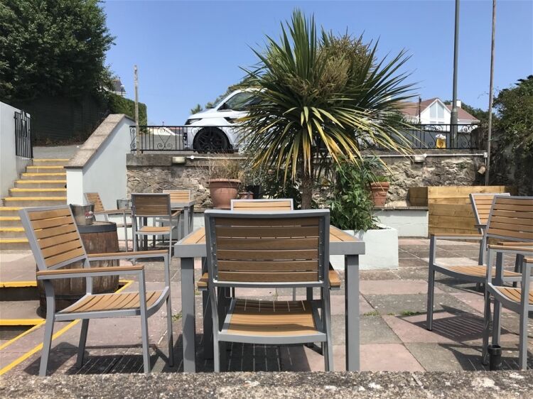 SEASIDE VILLAGE PUBLIC HOUSE & RESTAURANT NEAR TORQUAY