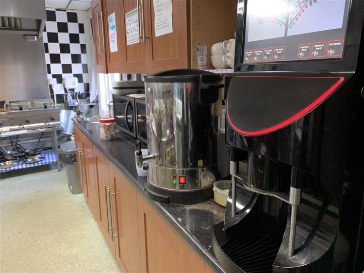 POPULAR COFFEE SHOP & BISTRO IN ASHTON IN MAKERFIELD TOWN CENTRE Photo 6