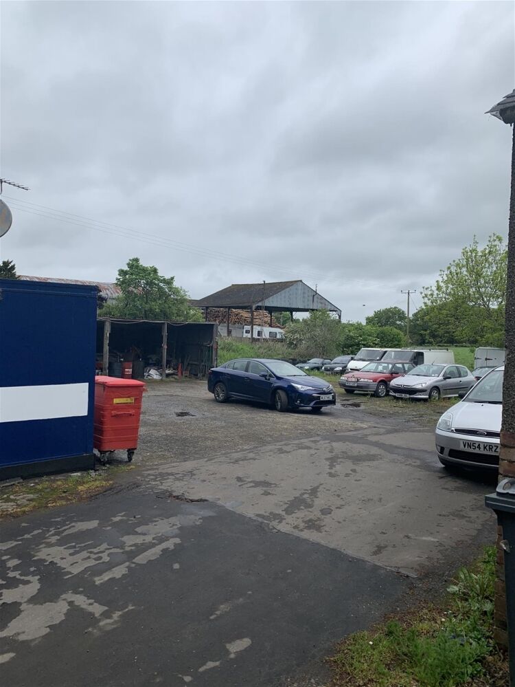 GENERAL AUTO REPAIRS CENTRE IN EDINBURGH SUBURB