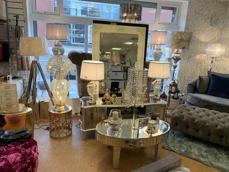 QUALITY HOME FURNISHINGS & INTERIOR DESIGN ACCESSORIES CENTRE IN LIVERPOOL SUBURB Photo 6
