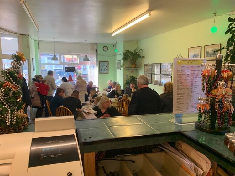POPULAR CAFE WITH DELIVERIES NEAR BLACKPOOL SEAFRONT