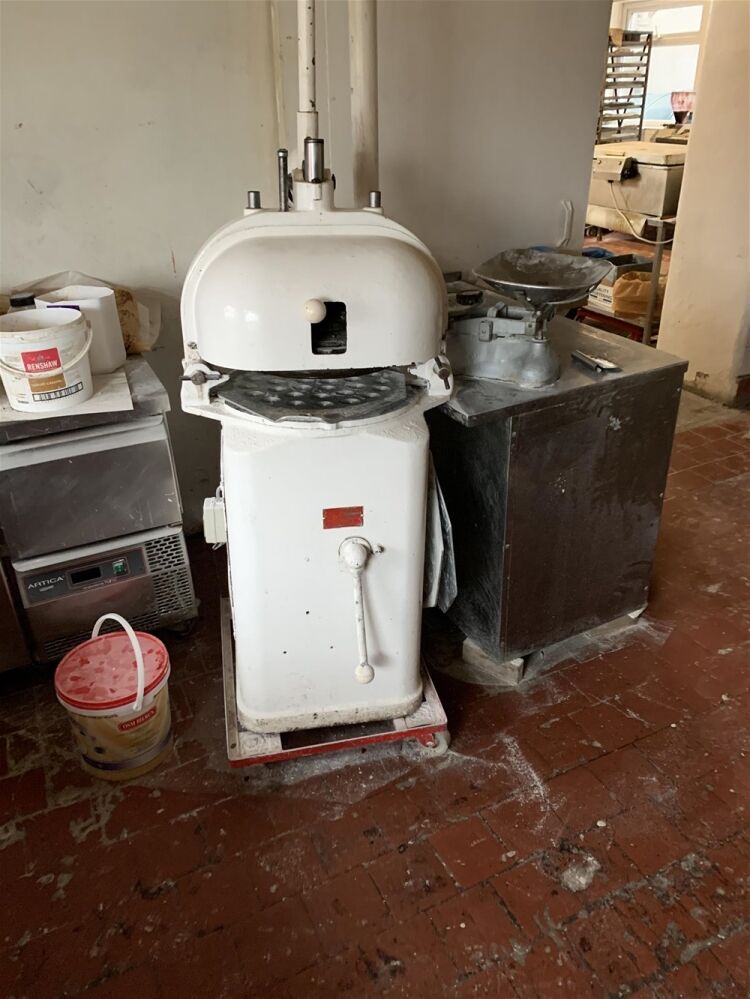 INDEPENDENT WHOLESALE CRAFT BAKERY IN HEREFORDSHIRE