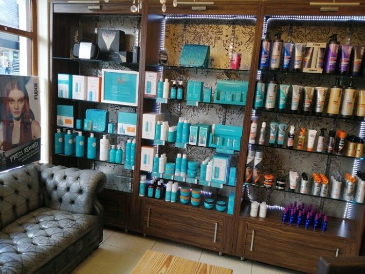Award winning Hair & Beauty salon with a separate Barber Shop for sale Photo 6