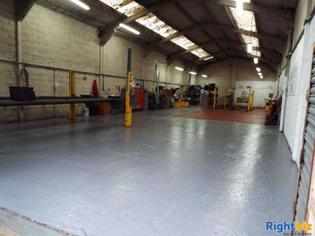 MOT GARAGE CLASSES 4, 5 & 7, SERVICING, REPAIRS. PLUS CAR SALES BUSINESS GOSPORT HAMPSHIRE