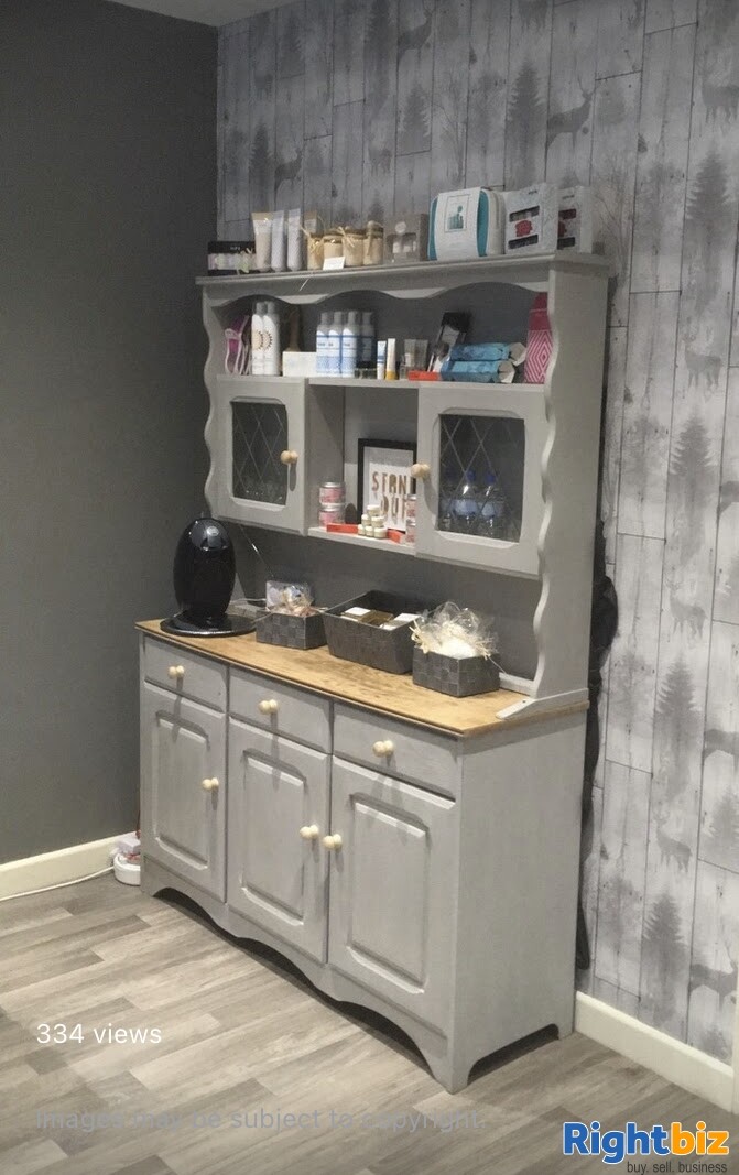 Final reduction for quick sale!  Award-winning beauty salon and training academy Photo 6