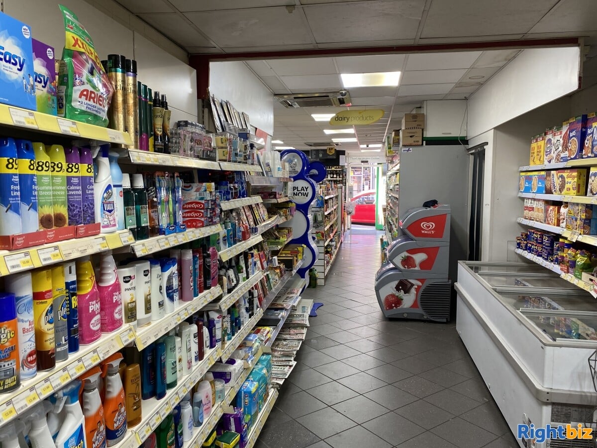 Convenience store off licences