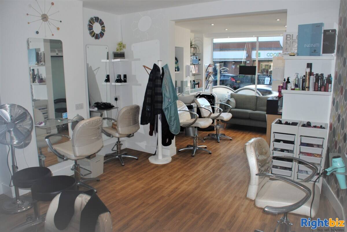 Leasehold hairdressers for sale Ipswich £10,000 Photo 6