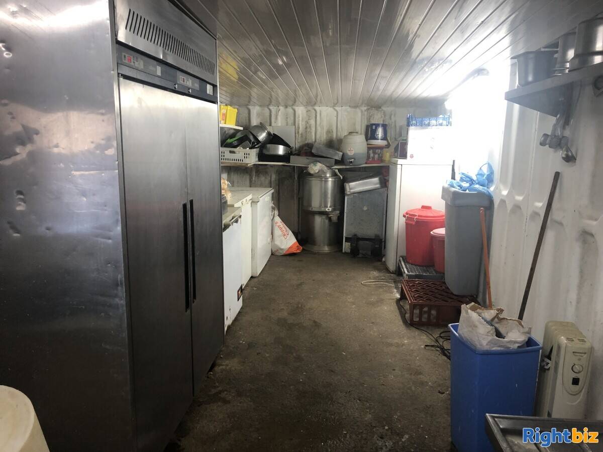 Fish & Chips shop for sale in Huddersfield with 4 bed flat