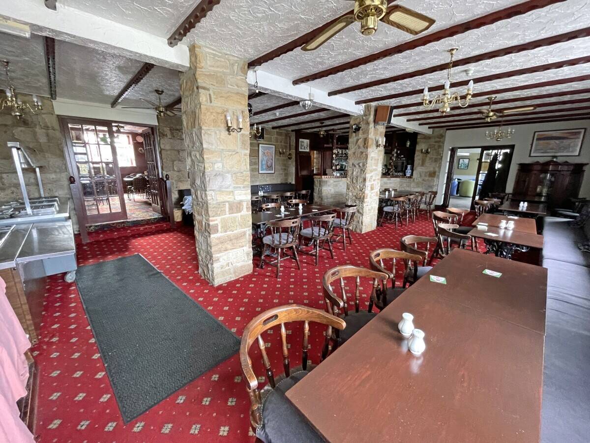 NORTH YORKSHIRE - TRADITIONAL COUNTRY PUB Photo 6