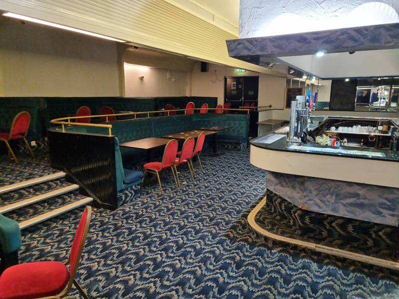 Established community public house, close to all amenities within housing estate in Motherwell