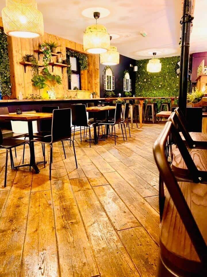 Licenced Bar and cafe for sale in Holmfirth