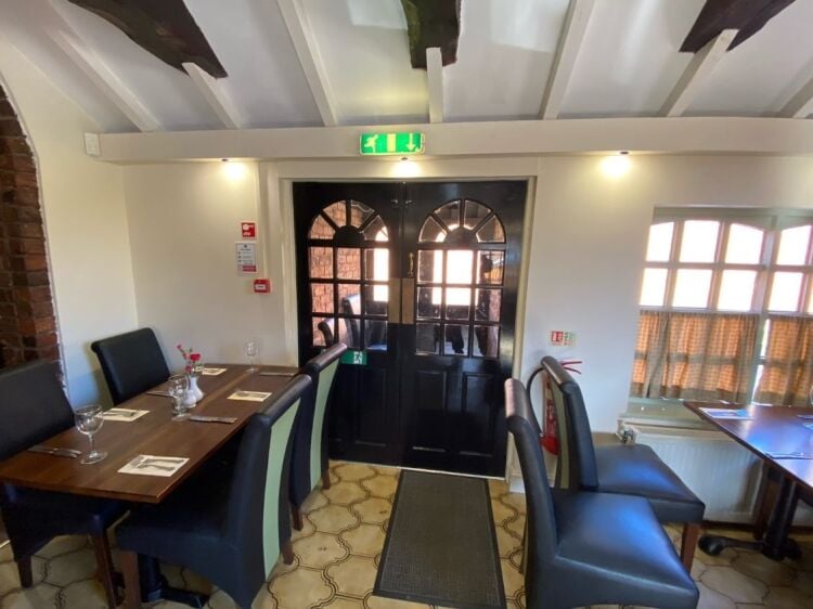Restaurant and Potential Accommodation - Cheshire Photo 6
