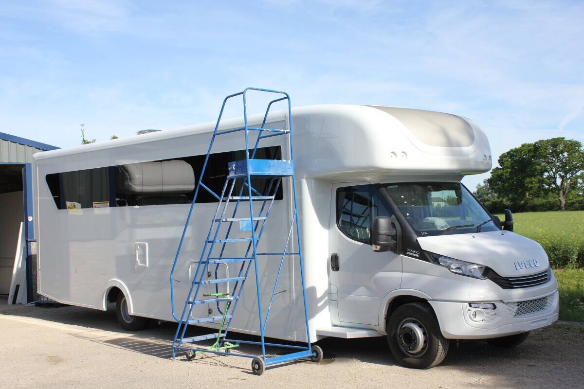 Coach built Luxury Motorhome Business - Brand, Stock and Job List for sale and relocation Photo 6