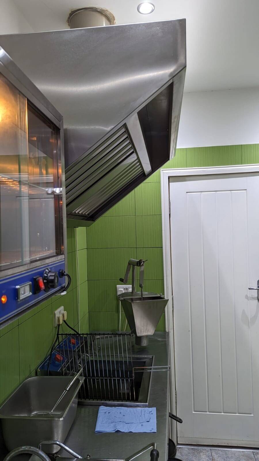 Takeaway for lease for sale