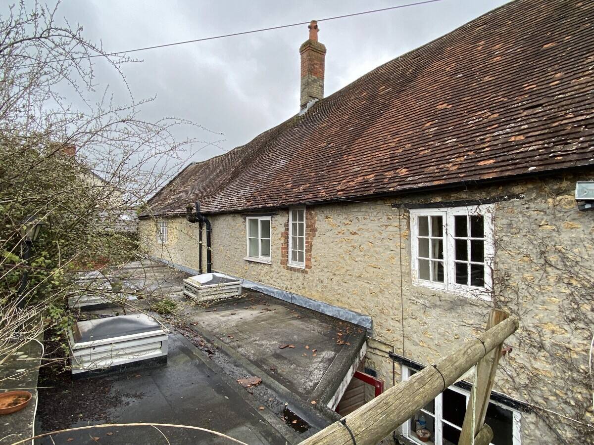 SOMERSET - 18TH CENTURY FREE HOUSE