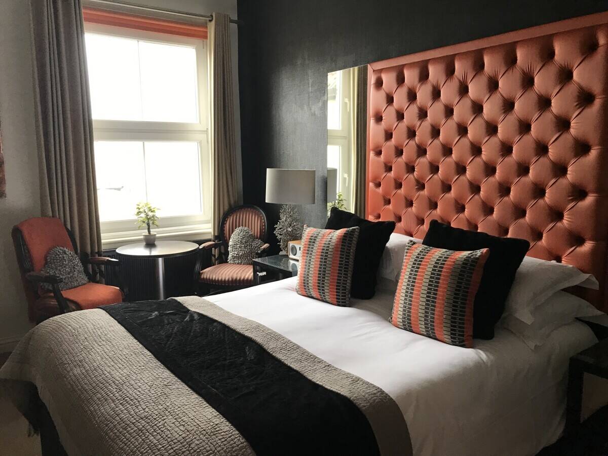 Boutique bed and breakfast for sale in Hastings  Photo 6