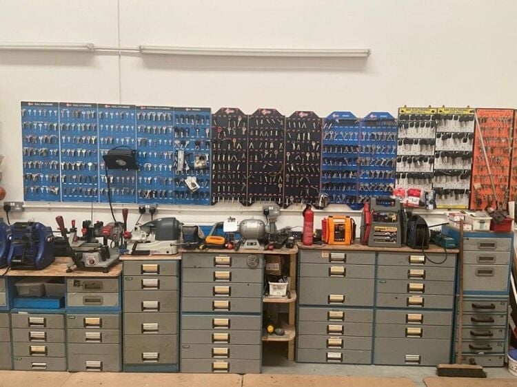 Extremely well established locksmiths business for sale